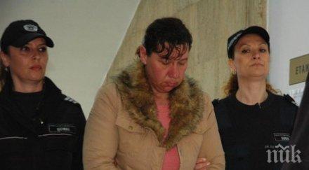 килърът малката алекс нает бона