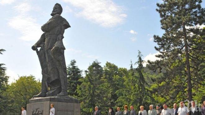 Реставрират Поповото ханче, свързано с Христо Ботев и четата му