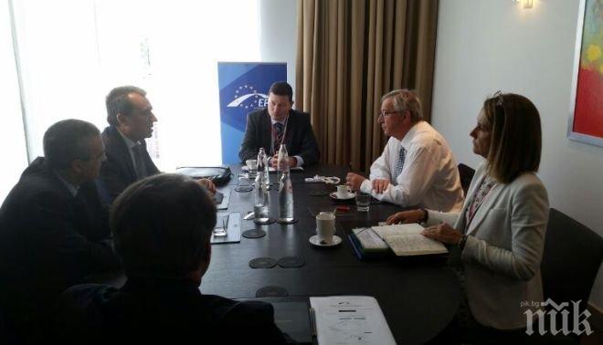 Орешарски говори с Юнкер и лидери на ЕНП! Ще предложи ли Кристалина за „външен министър” на ЕС?