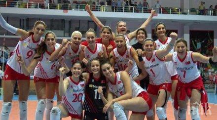турция спечели европейската лига жени волейбол
