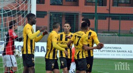 ботев пловдив удари софийското локо стадион без публика