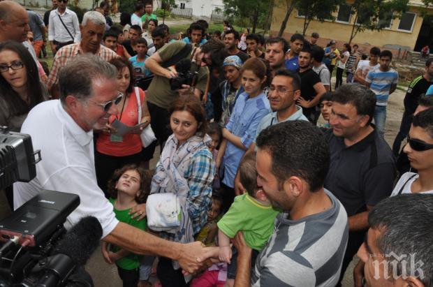 Милиардер нае хотел за бежанците у нас