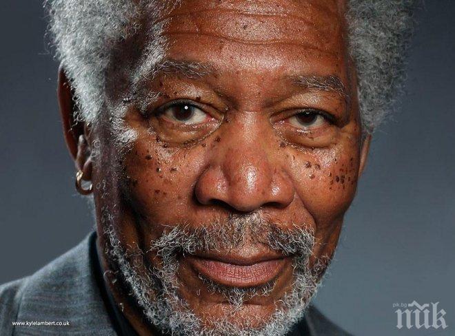 Морган Фрийман: Плаках, когато видях Армстронг да стъпва на луната

