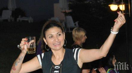 софи маринова хвана богат любовник