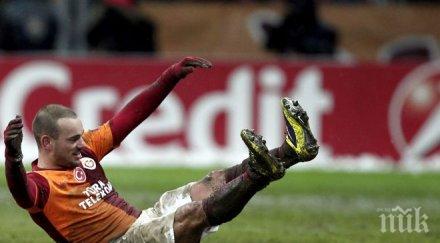 гласят уесли снайдер съотборник бербатов монако