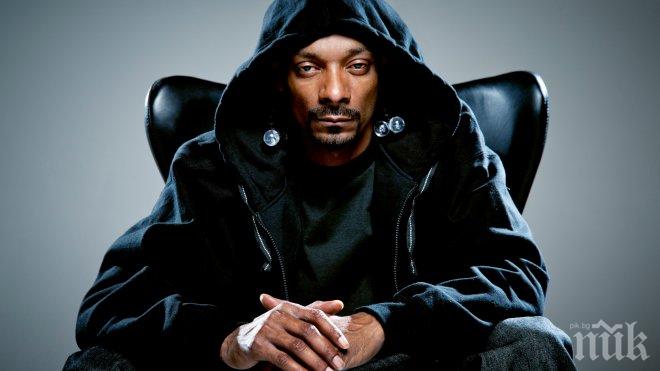 Снуп Дог пушил трева в тоалетната на Белия дом 