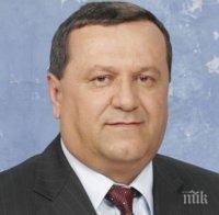 Адемов: Има проблем с жизнения стандарт на хората