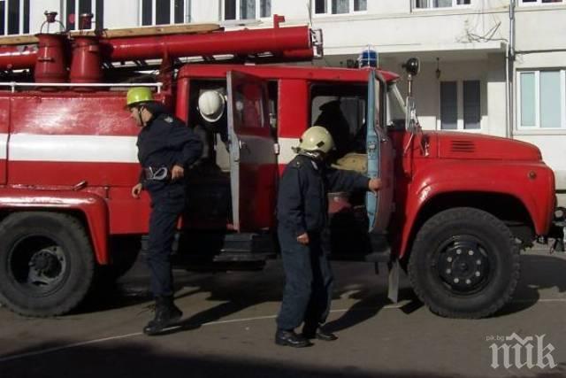 Пожарникарите във Варна утре излизат на протест 

