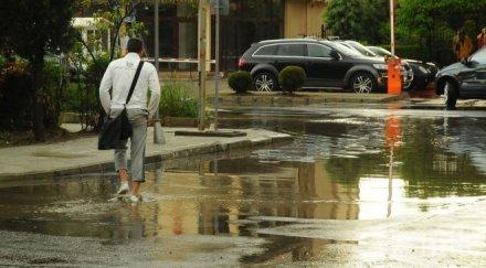 пороят наводнил къщи карловско