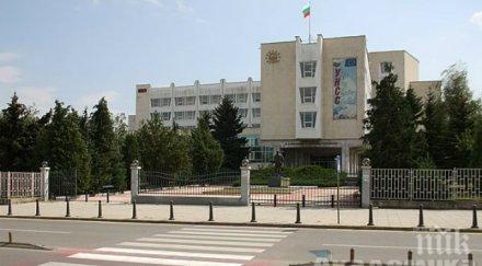 местата плановия прием студенти унсс вече заети