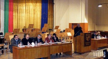 скандал разтресе общинския съвет враца