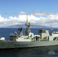 Франция изпрати боен кораб, за да евакуира гражданите си от Либия
