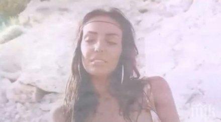 николета лозанова подлуди феновете показа чисто голите силиконови гърди снимки