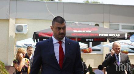 бареков пик мвр отвлече наш представител апартамента полицията подслушва заради яне жестока репресия