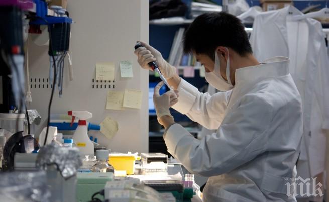 Учени създават материали от светлина