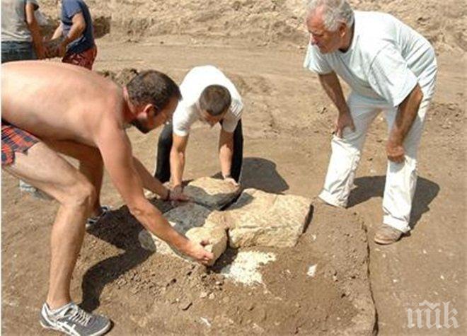 Откриха гроб на тракийски аристократ с дарове в Ново село
