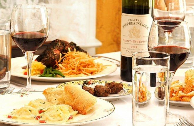 Мамят яко с грамажа в ресторантите по морето
