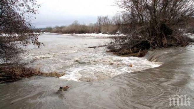 Все още издирват мъжа, който изчезна след наводнението в Габровско