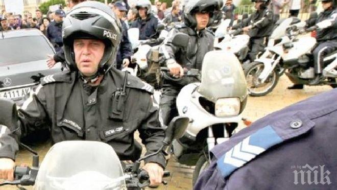 Арестуваха 7 полицаи от моторизираното звено Сигма
