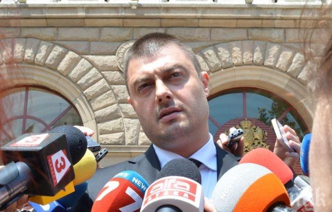 Бареков ще прави индивидуални консултации с президента за служебния кабинет