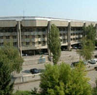 Ремонт във „Фестивална“ за олимпиада