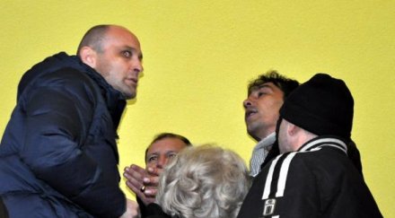 майката стоичков разтърва тити папазов шефа лудогорец