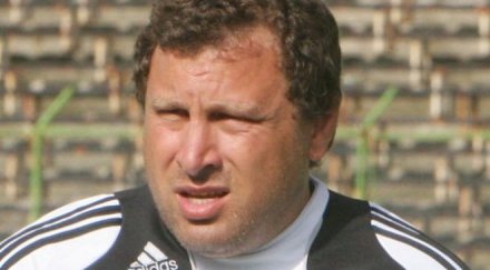 официално вили вуцов новият треньор славия