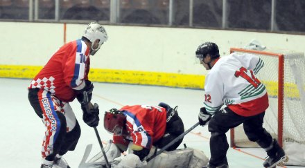 прекратиха мача славия левски