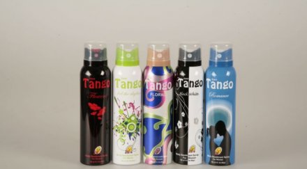 перничанка чупи стъкло задигне дезодорант