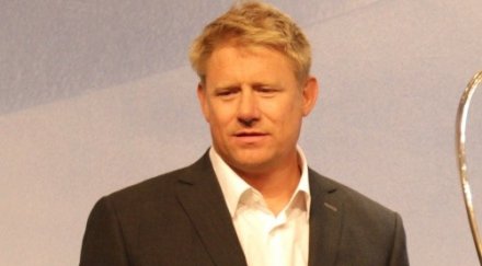 петер шмайхел сър алекс намери новия кантона