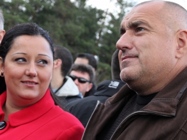 Бойко си хареса дядо за рекламно лице 