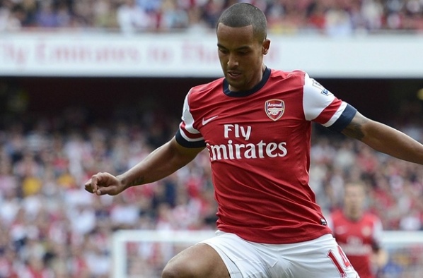 Арсенал низвергна Тио Уолкът в новия си календар