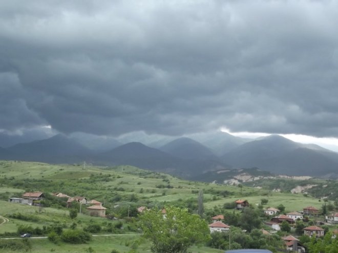 Оранжев код заради бури в четири области