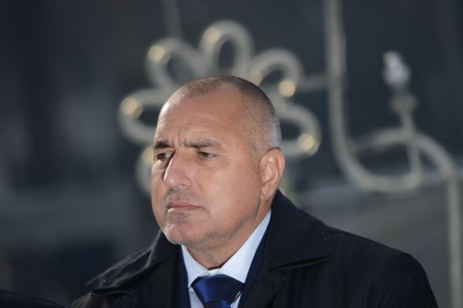 Борисов, магистралите няма да те спасят!