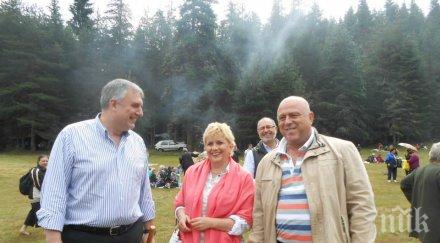 война николина чакърдъкова тони димитрова бона