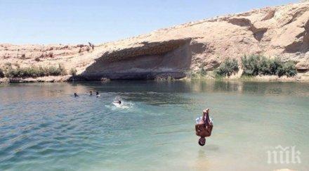 езеро изникна насред пустинята тунис