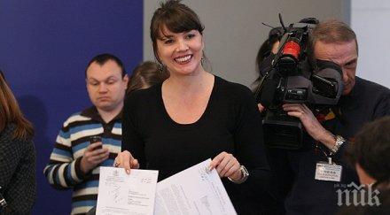 бетина жотева става пиар служебния кабинет