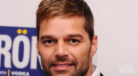 съдят рики мартин заради песента мондиала