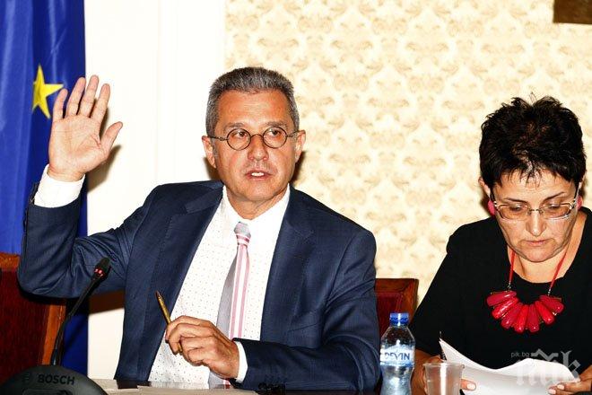 Първо в ПИК! Цонев отваря досиетата КТБ! Предлага разкриване на банковата тайна за политиците и магистратите с влогове, ако искат да си получат парите!