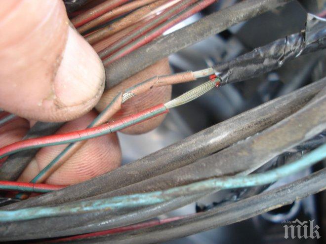 Късо съединение подпали апартамент във Варна, няма пострадали
