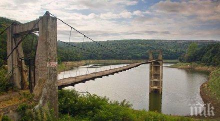 военни изградиха мост река батулийска