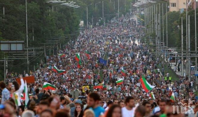 Волгин обвини протестиращи срещу Орешарски, че са имали претенции за героизъм