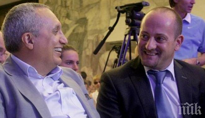 САМО в ПИК! 
Радан Кънев подал оставка като говорител на РБ, за да трасира пътя си към лидерския пост! Иван Костов иска да реди депутатските листи чрез протежето си!