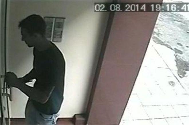 Уникален апаш разби две врати и две стени пред няколко камери и открадна велосипед в блок в Пловдив