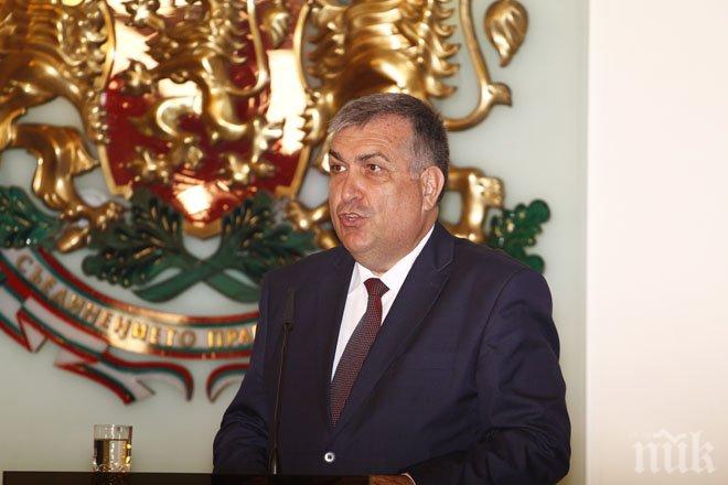 Близнашки: Комунистическото минало е част от моя живот, не бих могъл да го изтрия