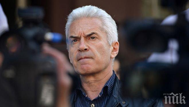 Сидеров: ГЕРБ, БСП и ДПС заметоха под килима задължителното гласуване