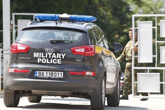 Бивш военен министър: Може ли човек, завършил печатарство, да оглави завод за боеприпаси?