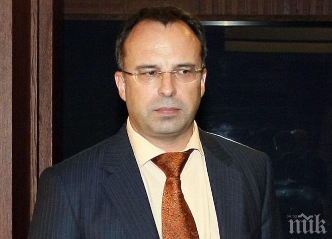 Искров и Порожанов до ЕК: Ако изплатим предсрочно депозитите, оздравяването на КТБ ще е невъзможно