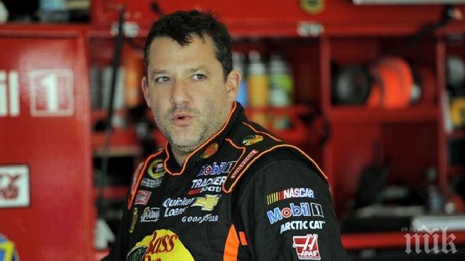 Световен шампион от НАСКАР блъсна и уби друг пилот