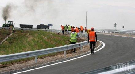 супер скандал магистрала тракия остава вълни парите ремонта внезапно свършили фирми изнудват държавата искане милиона километър